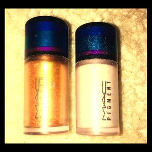 New 2 MAC loose pigment eye shadows